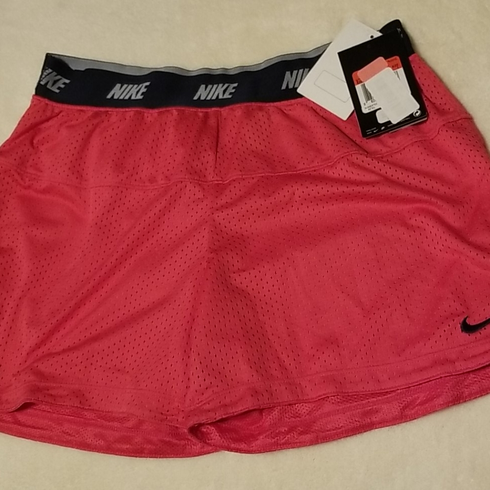 Nike short